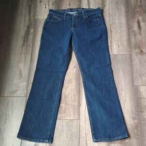 Wrangler Women's Straight Leg Jeans in Deep Blue